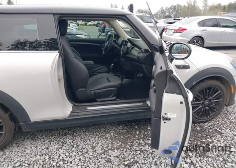 2023 Mini Hardtop Cooper S from USA, damaged, VIN WMW53DH07P2S98194